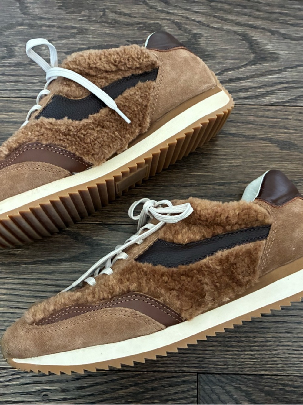 Dolce Vita Plush Jogger - Picture 12 of 12
